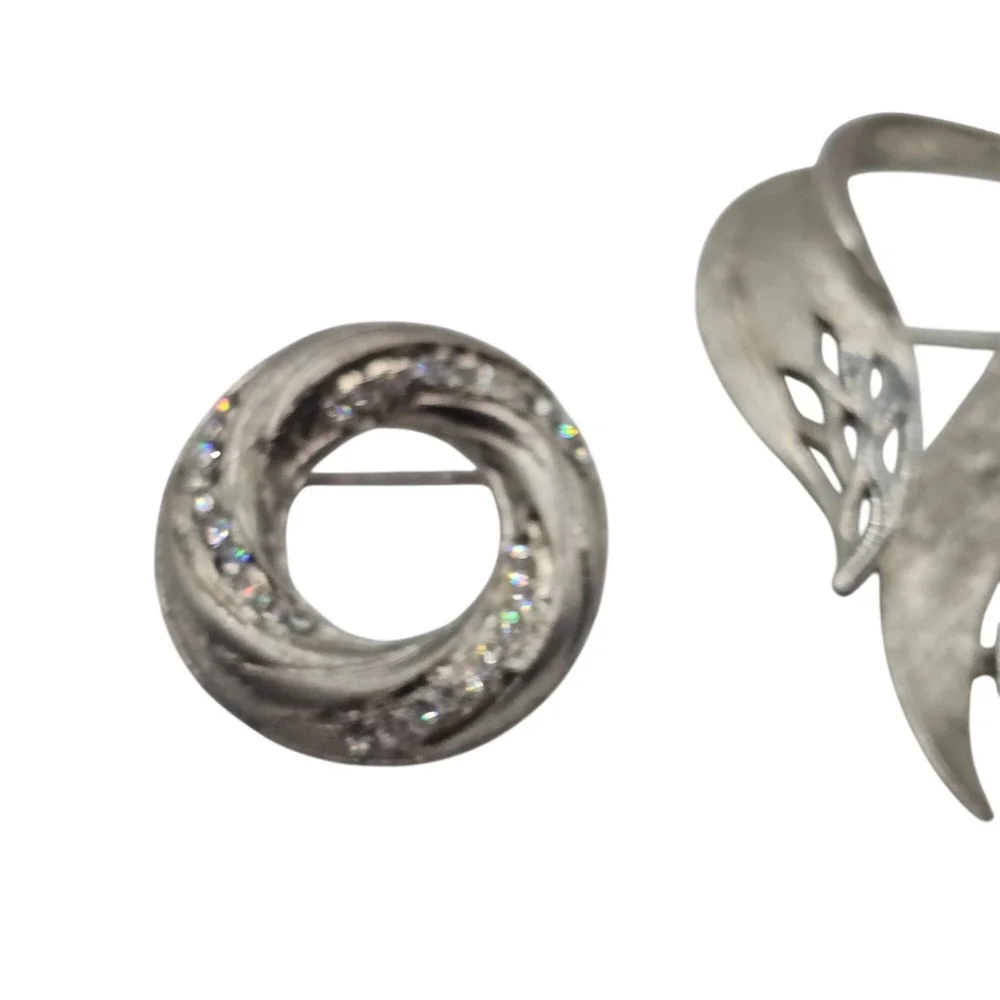 Abstract Ribbon Teardrop and Circle Brooch Silver Tone Openwork Sculptural 2pc